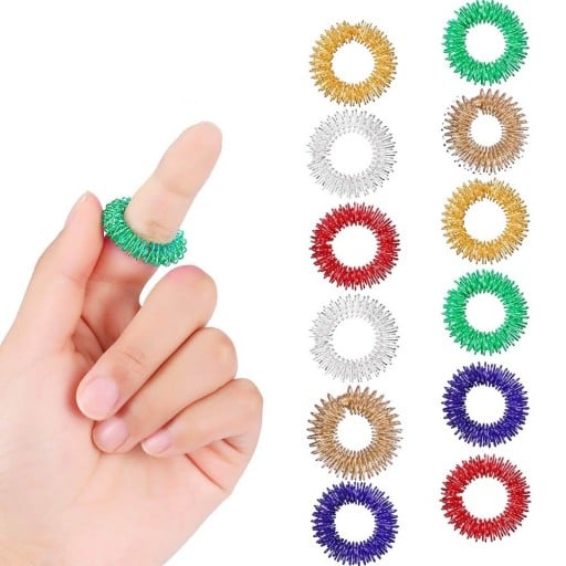 Anillos de masaje de acupresión 12 pcs Para masaje de dedos Anillos de resorte con protuberancias de acero inoxidable Diámetro exterior 3 cm Diámetro