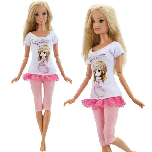 Aranyos ruha Barbie számára