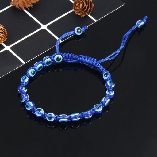 Armband van touw met kralen