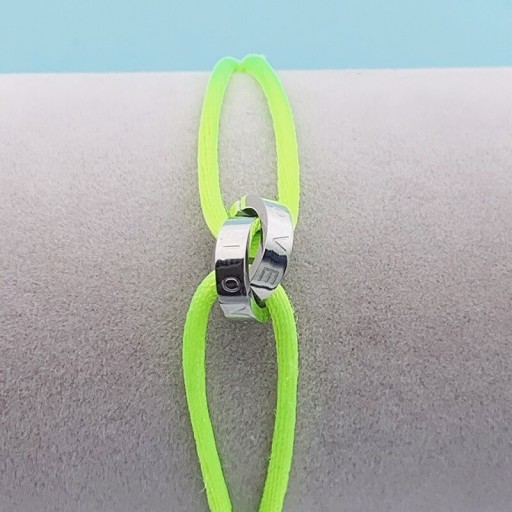 Armband van touw met verbonden cirkels