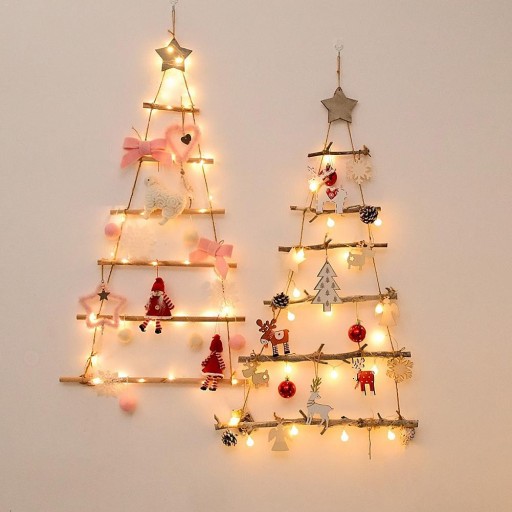 Árvore de Natal suspensa