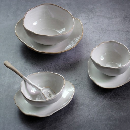 Assiette asymétrique