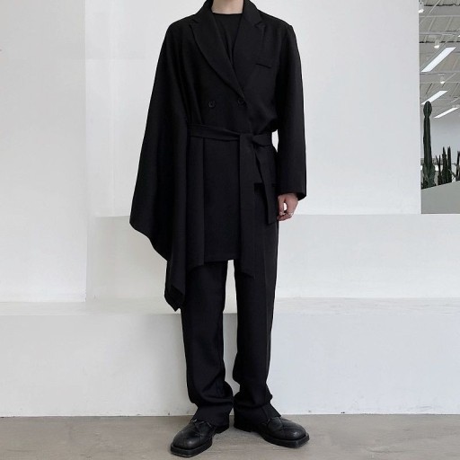 Asymmetrisk herrefrakke