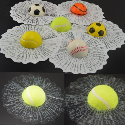 Autocollant amusant avec une balle