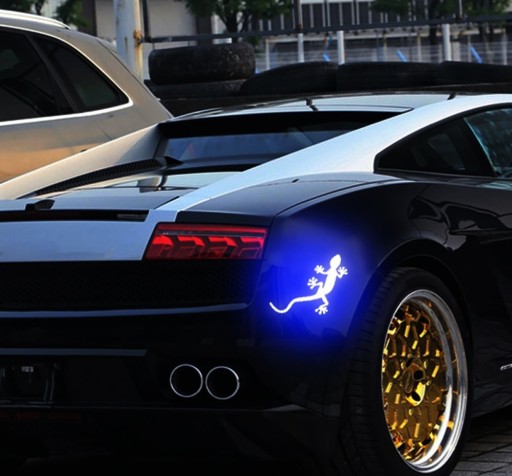 Αυτοκόλλητο αυτοκινήτου σαύρα