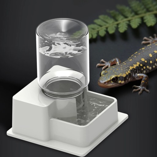 Automatic Water Dispenser for Reptiles 7.3 x 7.3 x 7.8 cm Reusable Container Creative Feeding Station for Gecko, Turtles, Snakes and Others