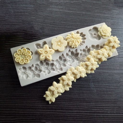 Bageform med blomster