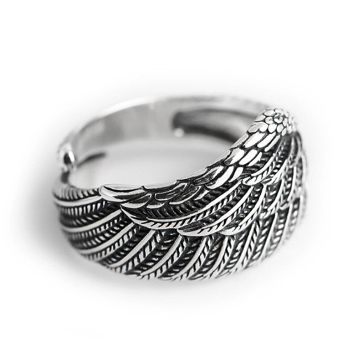 Bague avec aile