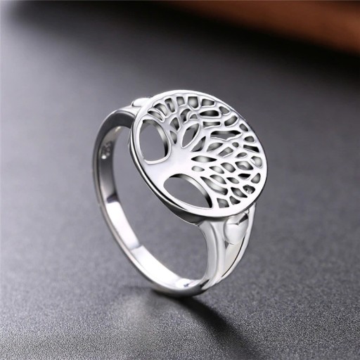 Bague femme avec arbre de vie