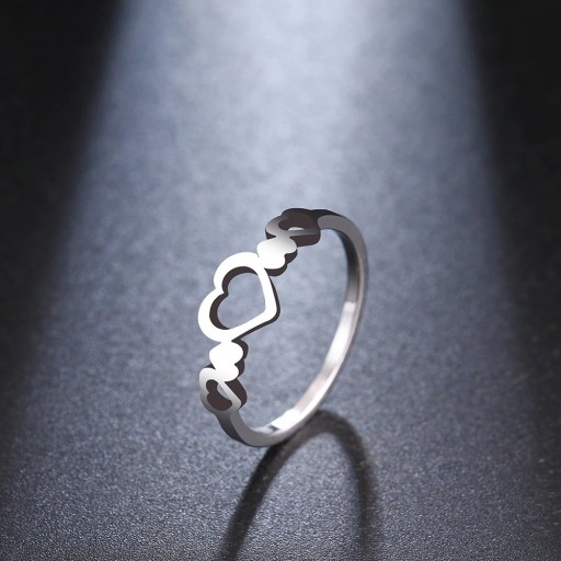Bague femme avec cœur D2883