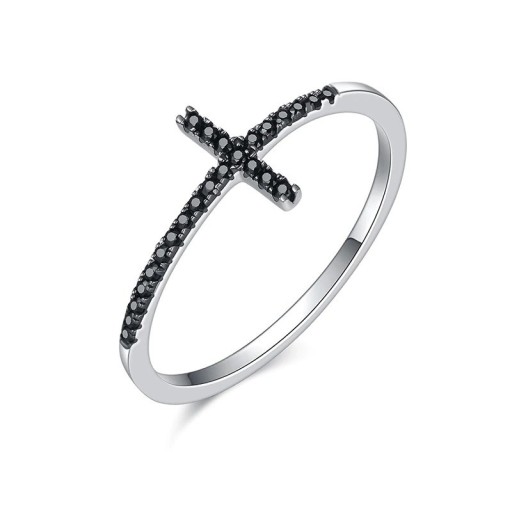 Bague femme avec croix D1688