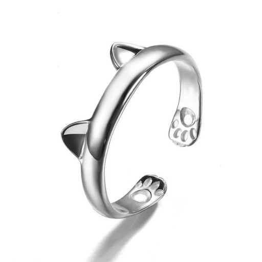 Bague pour femme avec des oreilles et des pattes