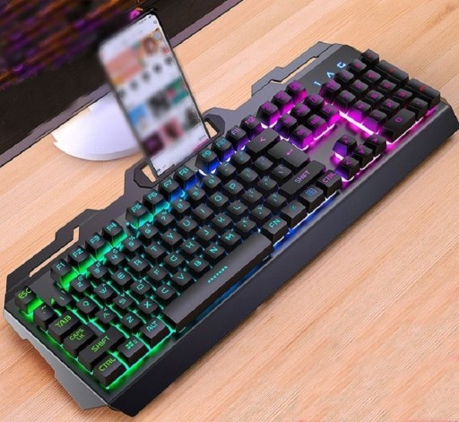 Bakgrundsbelyst gamingtangentbord med telefonhållare