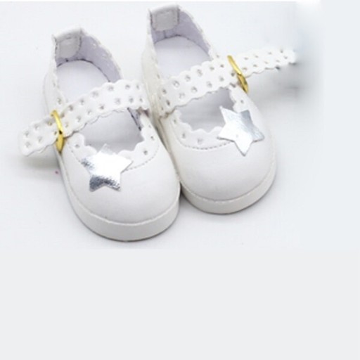 Ballerina-Schuhe für eine Puppe mit Stern