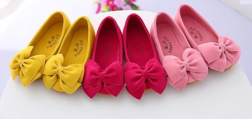 Ballerines pour filles avec un nœud