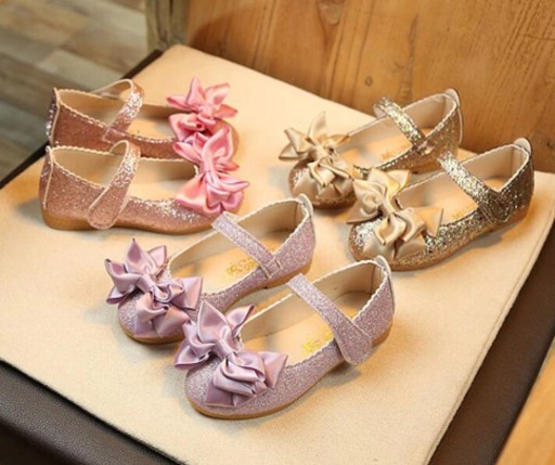 Ballerines scintillants pour filles avec nœud