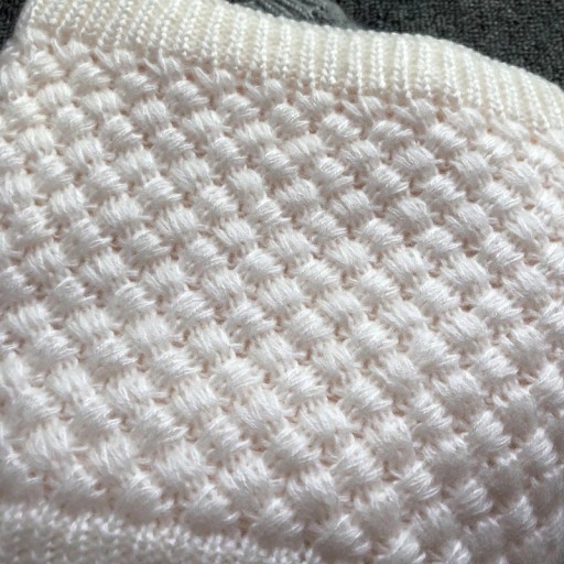 Batic tricotat iarna pentru copii J881