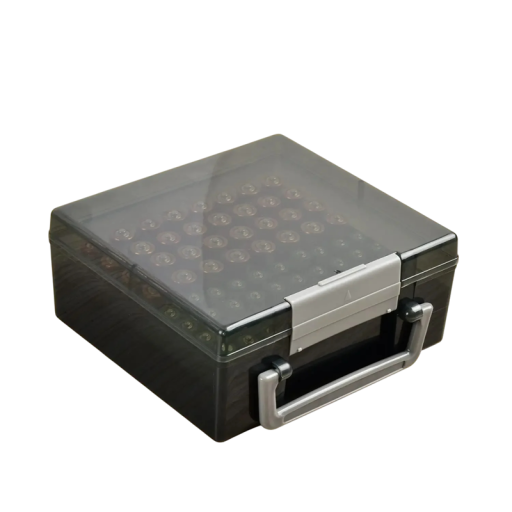 Batterihållare för 32x AA- och 40x AAA-batterier. Neutrala färger. Förvaringsorganisatör med fack för säker och organiserad batteriförvaring.
