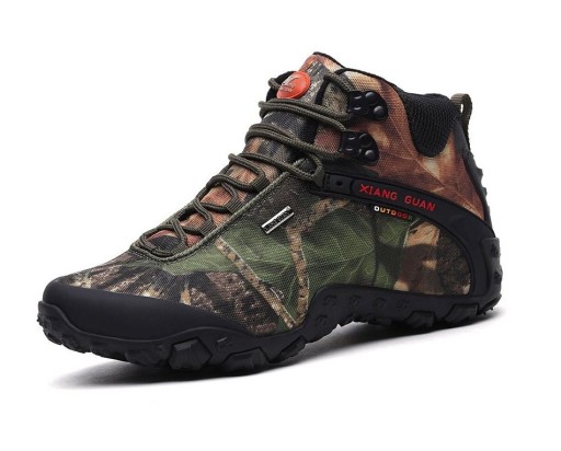 Bergschoenen met legerpatroon