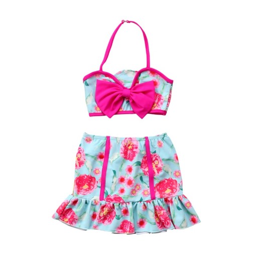 Bikinis de niña con túnica de playa