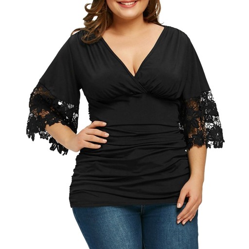 Blouse noire pour femmes en grandes tailles