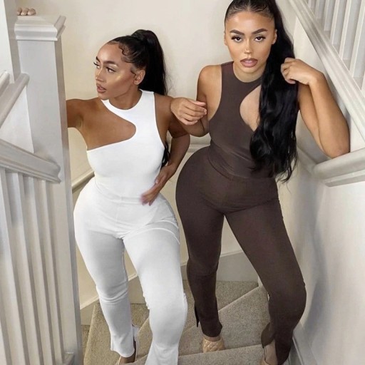 Body e calças femininas