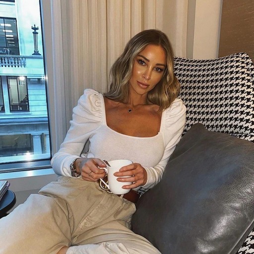 Body lavorato a maglia da donna con scollo quadrato