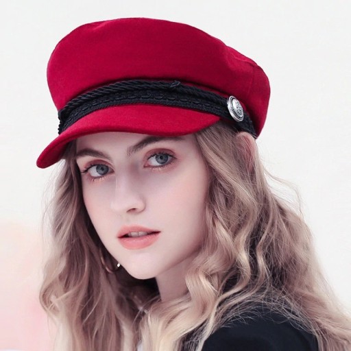 Boina de mujer con visera