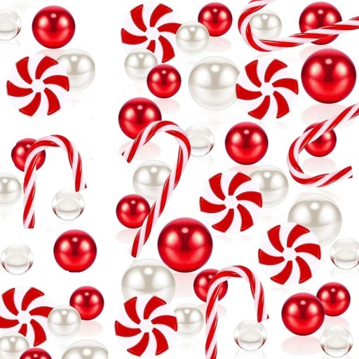 Bolas decorativas navideñas en un jarrón.