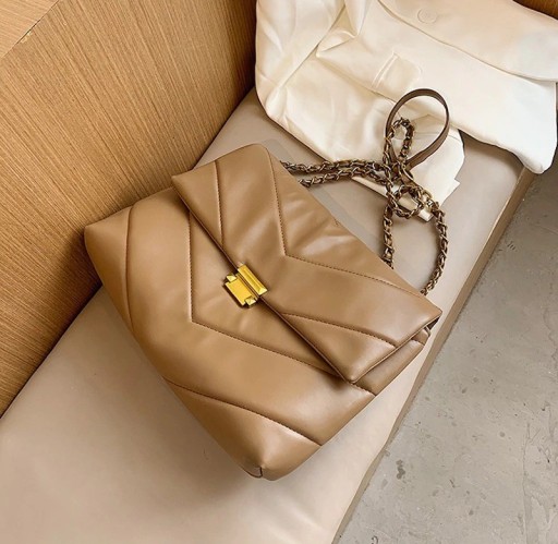 Bolsa de couro para senhora M684