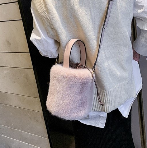 Bolso de mano de mujer con pelo sintético M1068