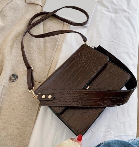 Bolso de mano para mujer con estampado de piel de serpiente M694