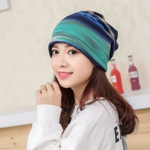 Bonnet à rayures pour femmes J498