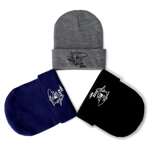 Bonnet d'hiver avec impression de requin