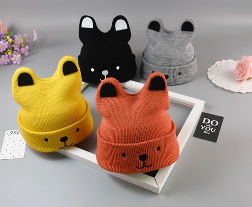 Bonnet d'hiver pour enfant en forme de chien J2472