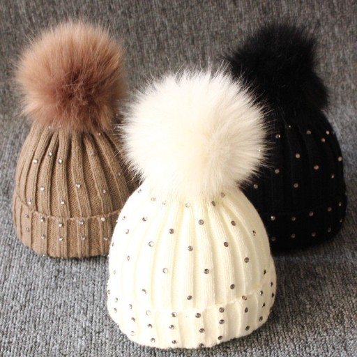 Bonnet d'hiver pour enfants avec des strass