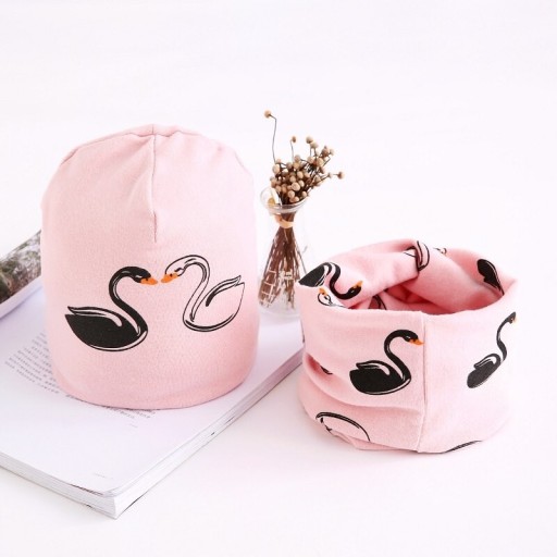 Bonnet et col en polaire pour enfant avec cygne