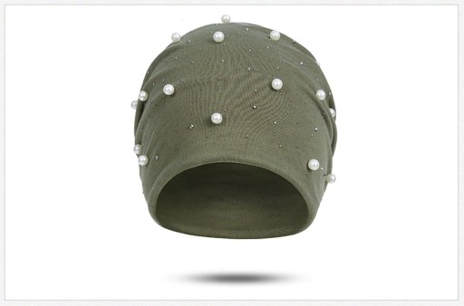 Bonnet féminin avec perles et strass J3091
