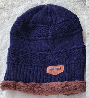 Bonnet réversible en tricot pour femmes J788