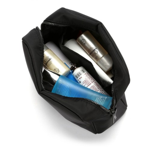 Borsa cosmetica con stampa di labbra J1347