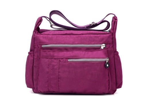 Borsa pratica per mamme per pannolini J2959