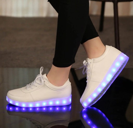 Botas de couro luminosas para crianças