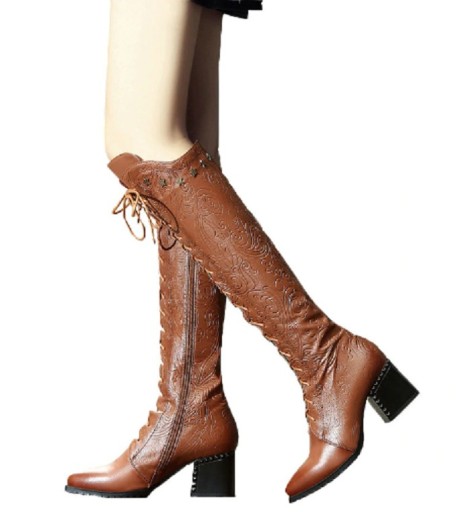Botas de couro para senhora
