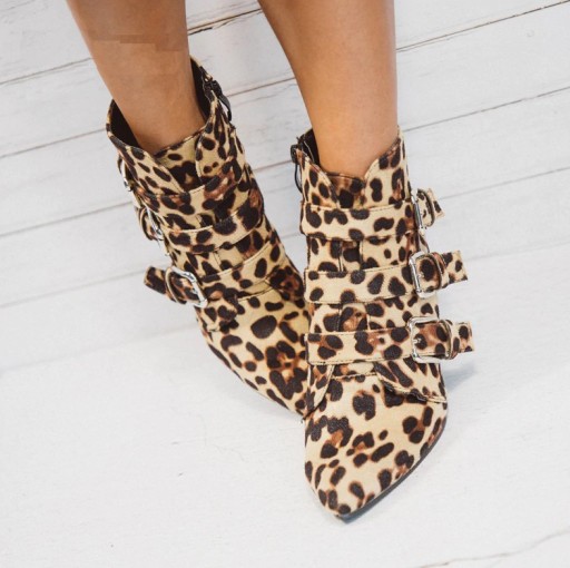 Botas de tornozelo femininas com padrão animal