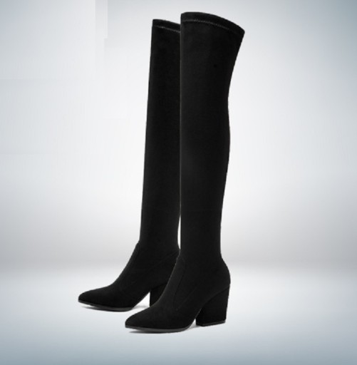 Botas femininas acima do joelho A679