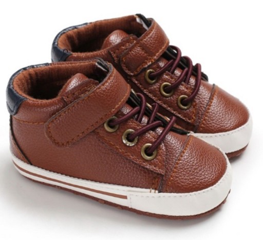 Botines con velcro para niño