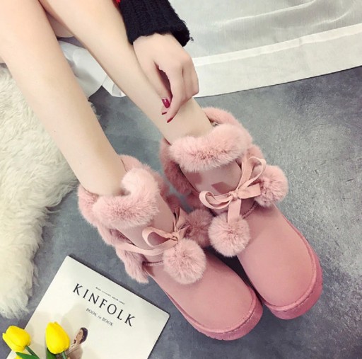 Bottes d'hiver pour femmes avec pompons J2430