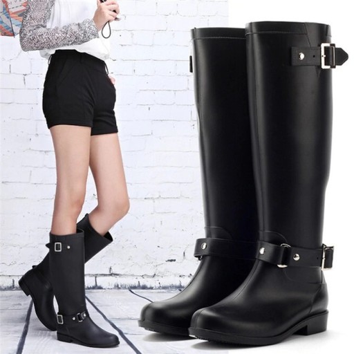 Bottes pour femmes avec fermeture éclair à l'arrière J1719