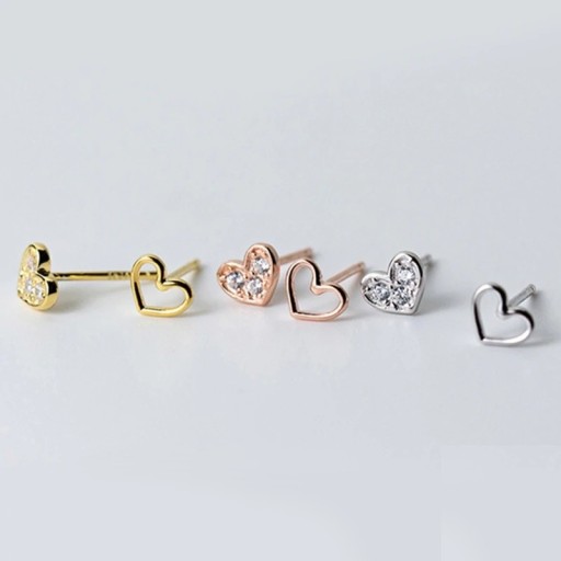 Boucles d'oreilles à clou en forme de cœur R127