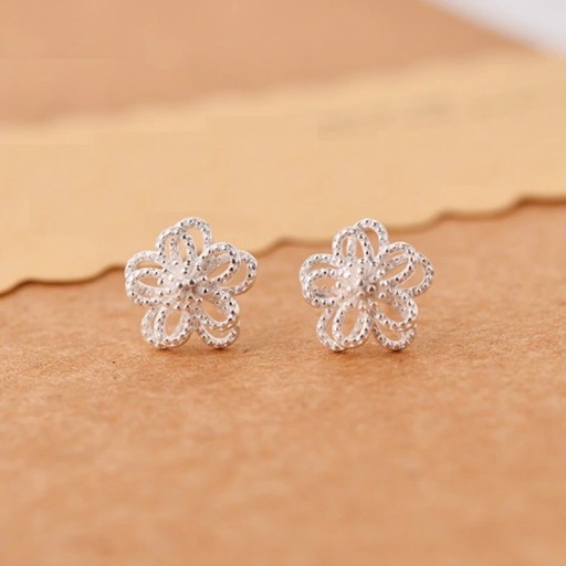 Boucles d'oreilles à clou pour femmes fleurs